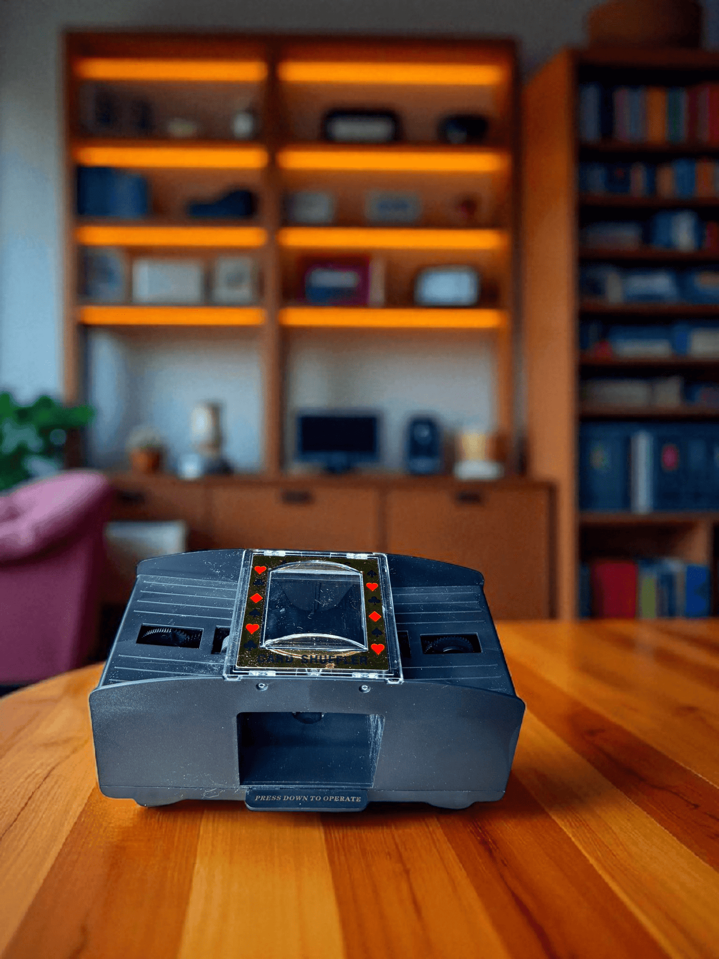 Barajador automático de cartas para póker